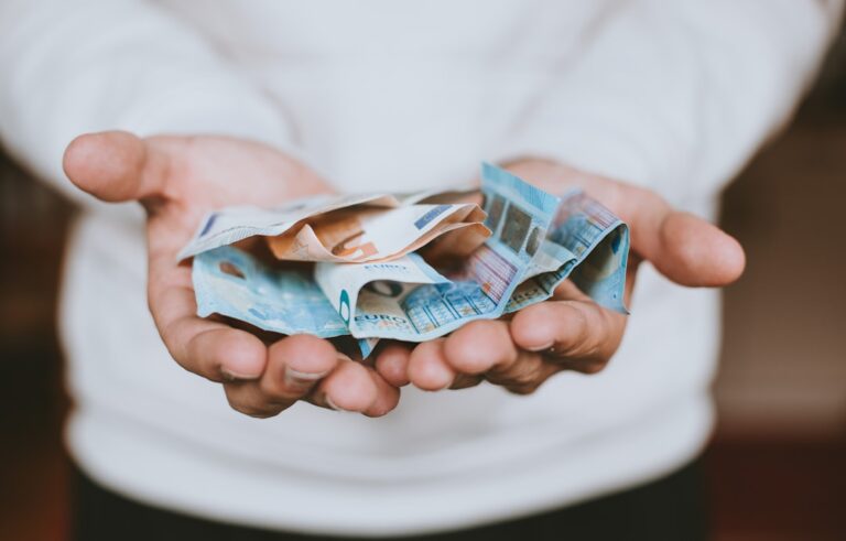 Het financiële succes van Nieky Holzken verklaard